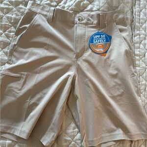 NWT Columbia Tan Performance Fishing Shorts